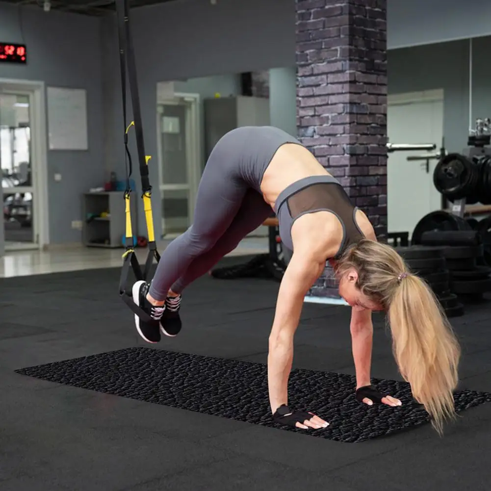 

Non-slip Exercise Bike Mat Vibration-absorbing Exercise Mat Non-slip Faux Leather Exercise Bike Mat for Hardwood Floors for Home
