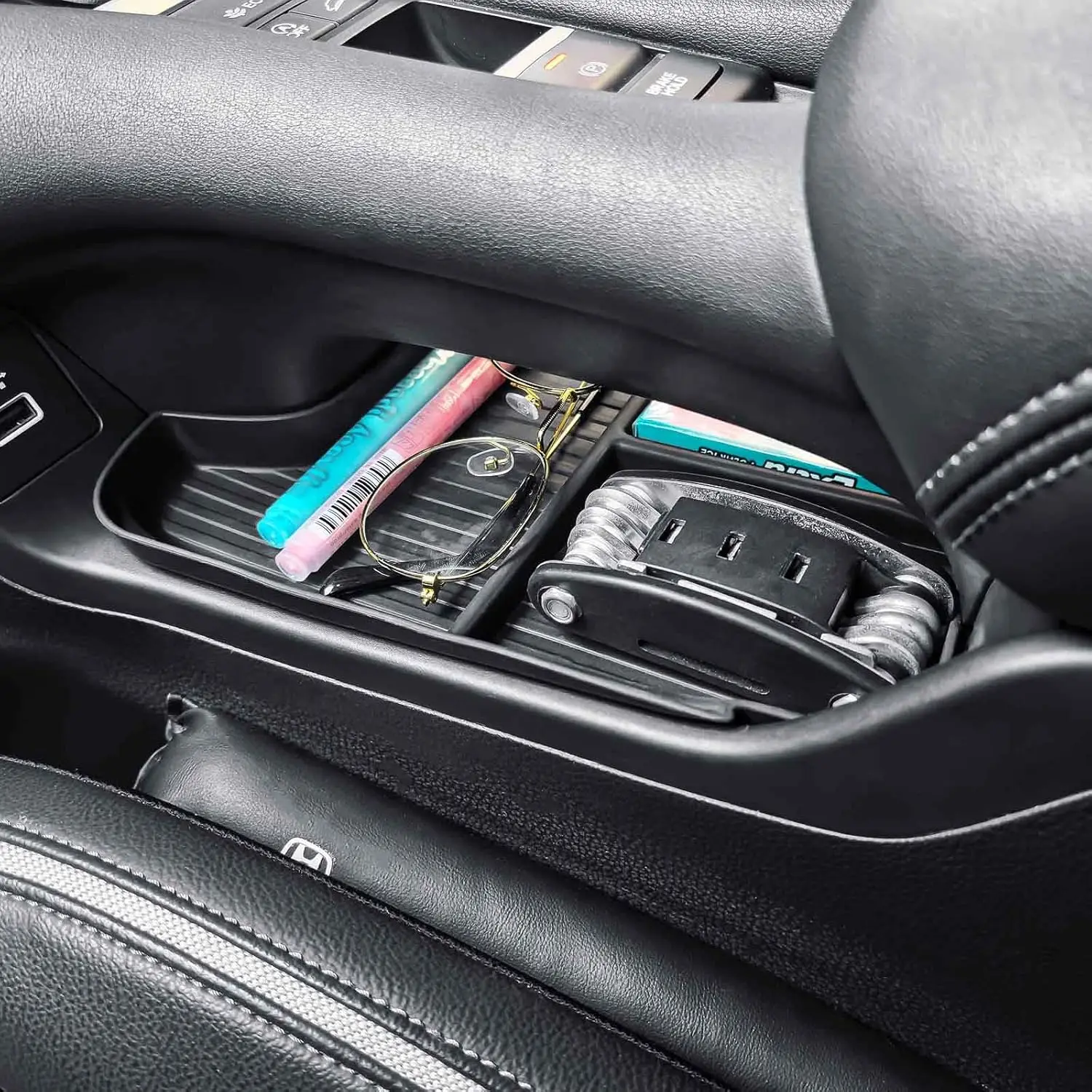 

RUNROAD Center Console Organizer Tray For Honda HR-V 2026 2025 2024 2023 Accessories Lower Armrest Tray Floor Console Organizer