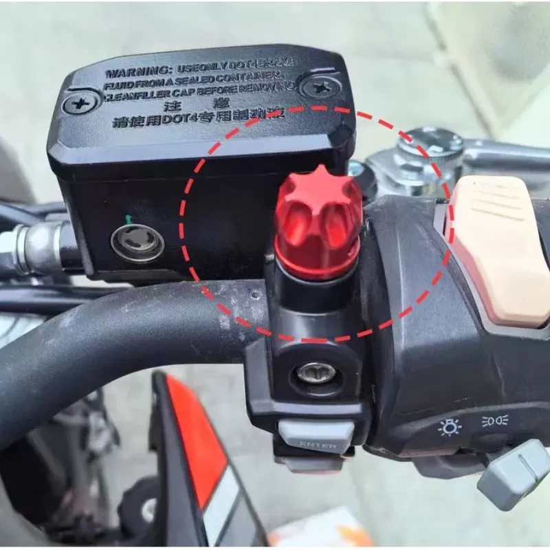 M10 * 1.25 ل SYM Joymax Cruisym 300 كروز Gts 300i مرآة ثقب التوصيل غطاء الترباس دراجة نارية CNC مرآة الرؤية الخلفية مسامير الزخرفية #2