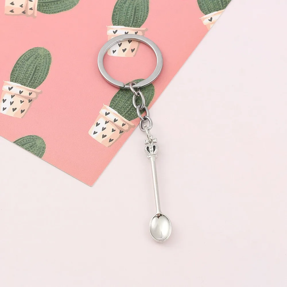 Crown Mini Spoon Keychain Couple Keyring Pendant Purse Handbag Car Key Holder Jewelry Accessories Hot Selling Small Gift view 5