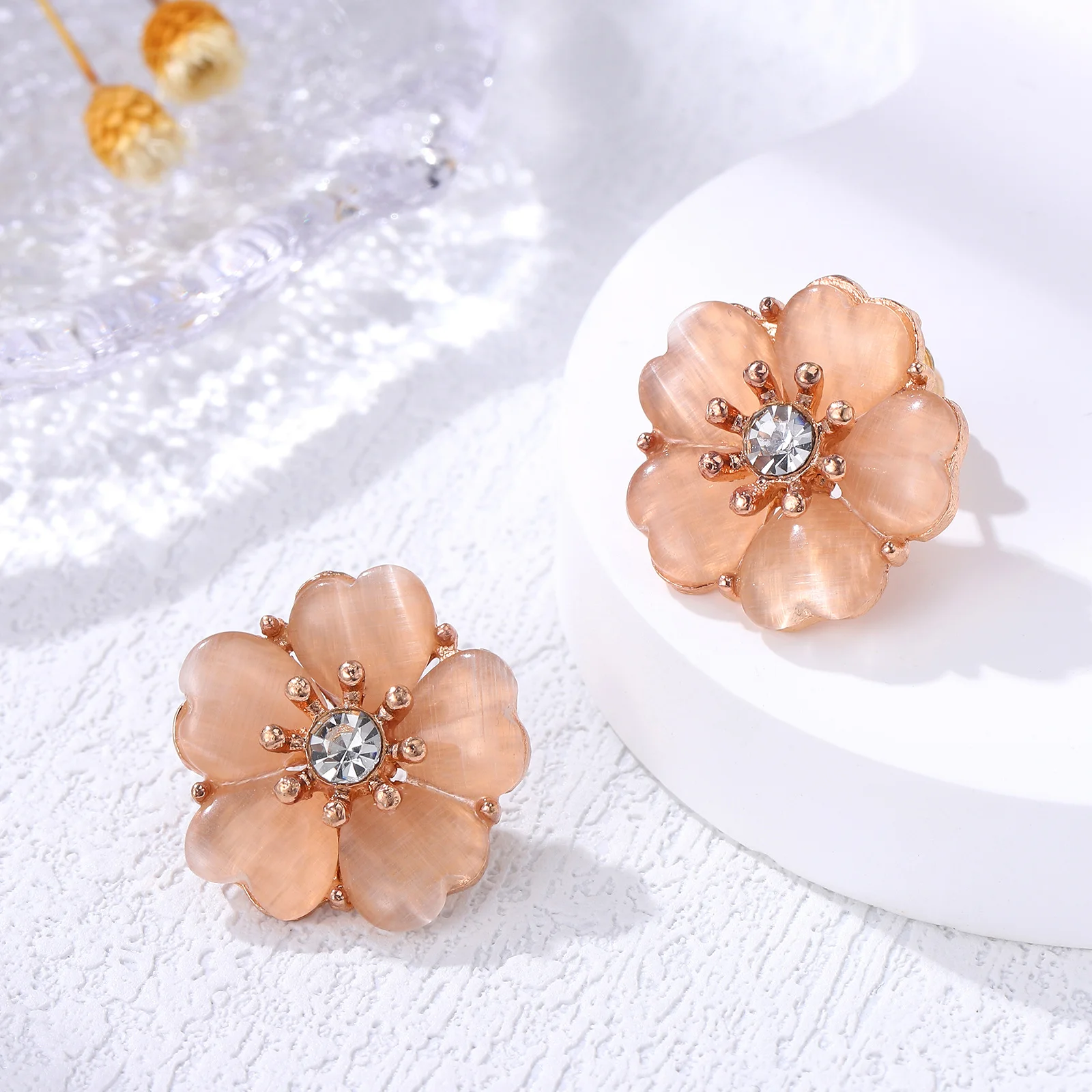 

Cherry Blossoms Earrings Necklace Set Polished Unique Flower Structure Adjustable Chain Length Elegant Jewelry for Women Girls