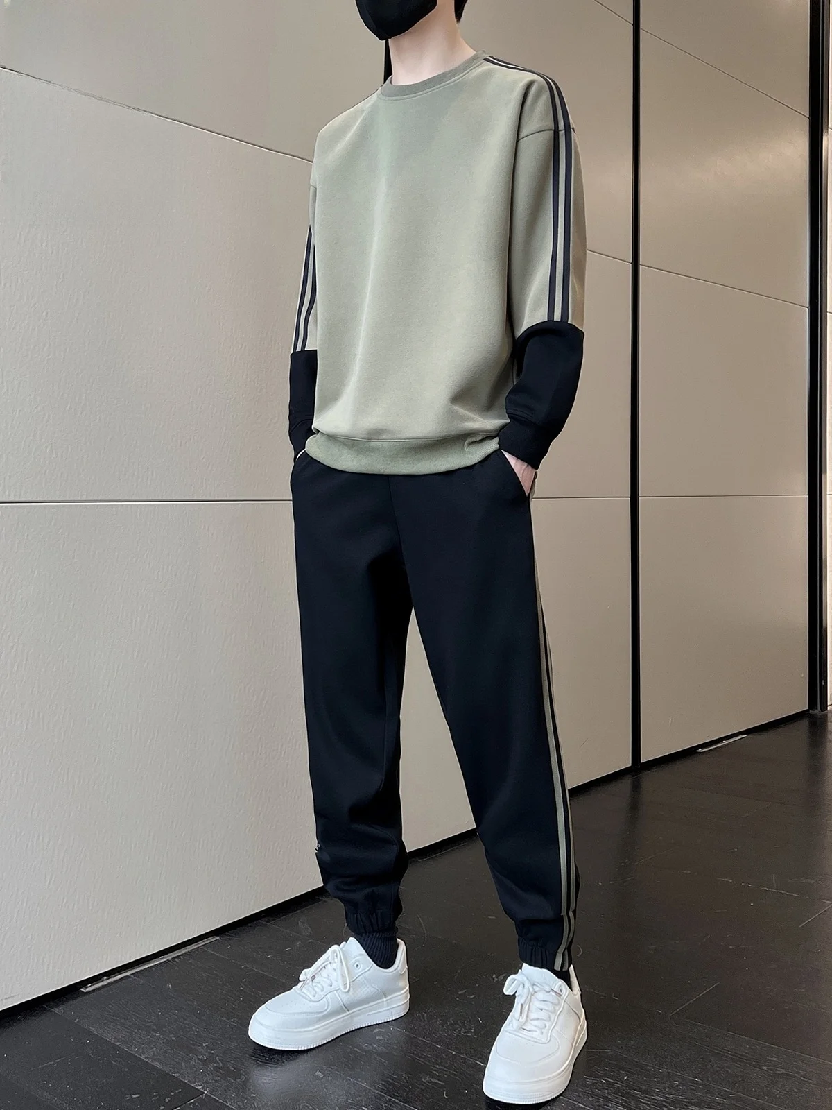 

Men's Sportswear Set Spring 2026 Trendy Hoodie Sweatpants Haome Clete Set Long Sve Long Pants Polyester