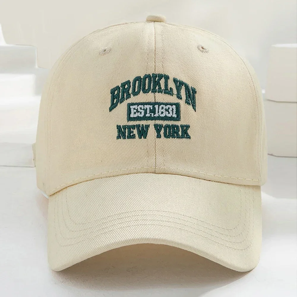 

Chic Korean Fashion Casual Letter Embroidered Duck Tongue Hat Student Couple Versatile Sunshade Baseball Hat