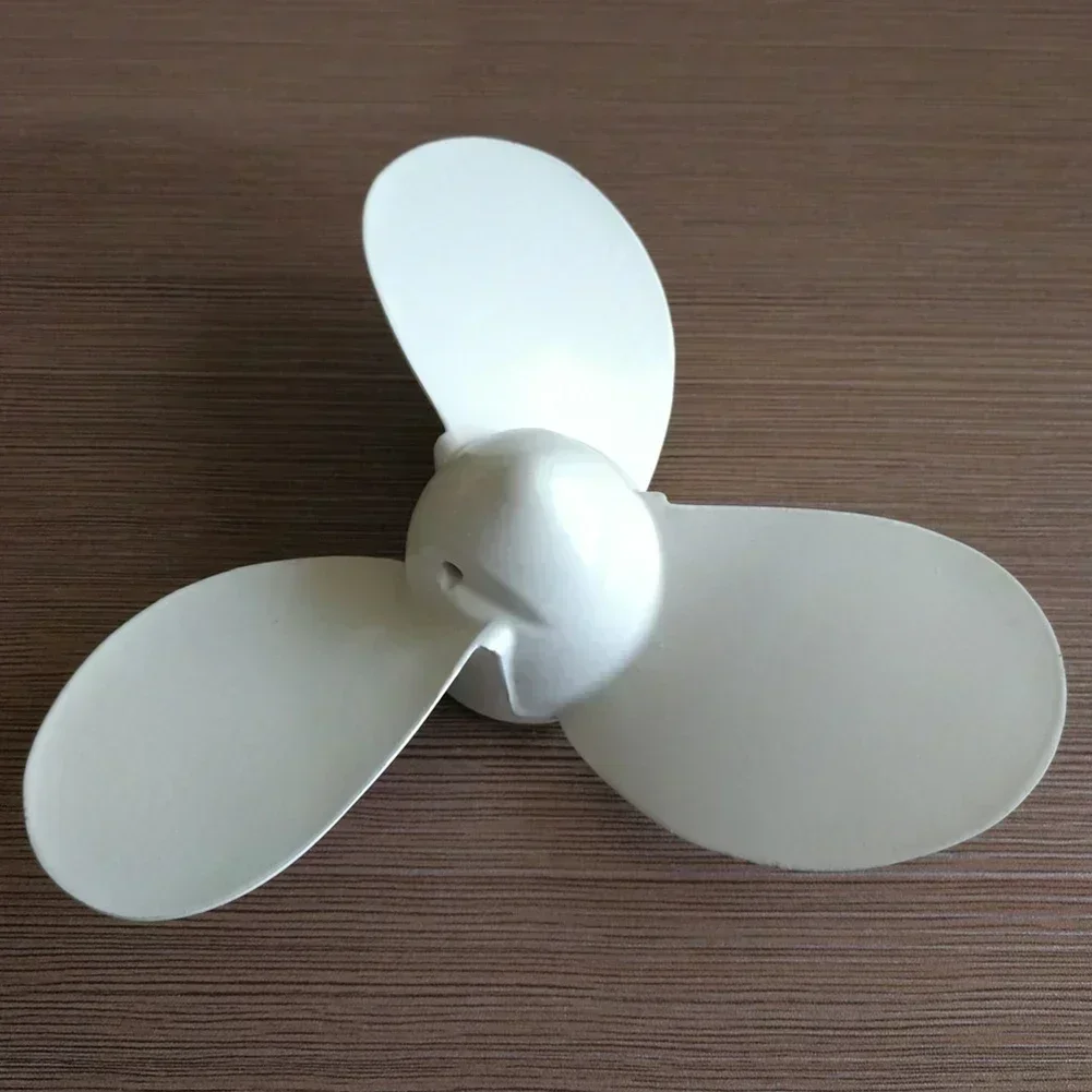 

1pc #7 1/4 5-A Outboard Motor Propeller Aluminum Alloy 3 Blades Marine Propeller For Yamah 2 Horsepower For 3.5 For HP