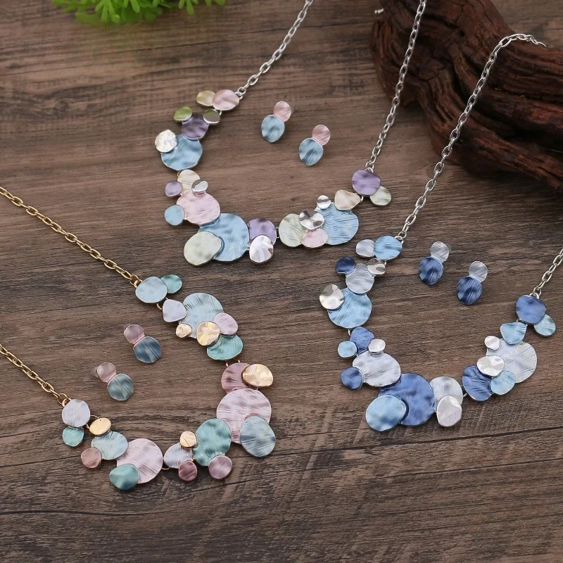 

Bohemian Enamel Disc Jewelry Set Foldable And Adjustable Necklace Multicolor Hammered Earrings Jewelry Gift