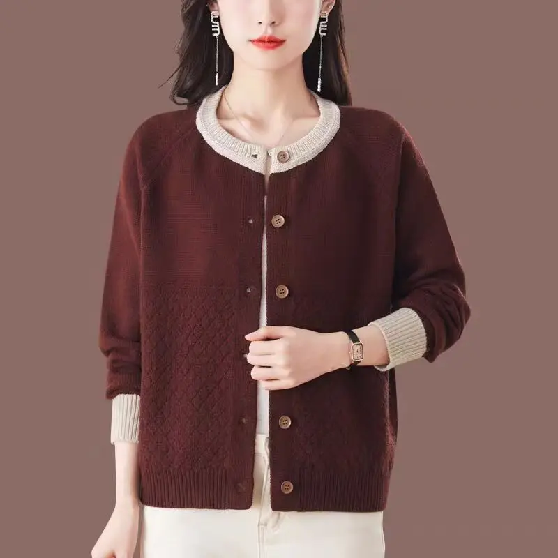 Abbigliamento da donna Moda All-match Cardigan patchwork solido Autunno Inverno Nuovo casual Allentato O-Collo Maglioni con bottoni Lady Top corto