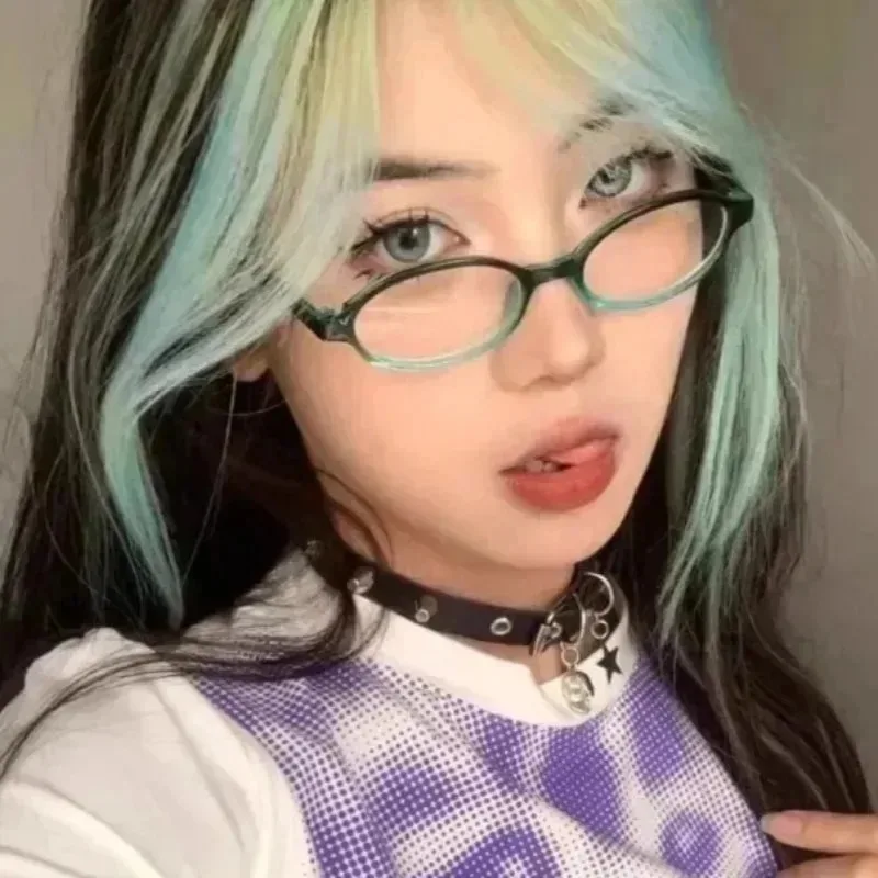 عيد الميلاد تأثيري نظارات الكورية البيضاوي الإطار Y2K الرجعية أنيمي خلات نظارات لطيف الطالب الذي يذاكر كثيرا نمط خفيفة الوزن عارية الوجه نظارات نظارات