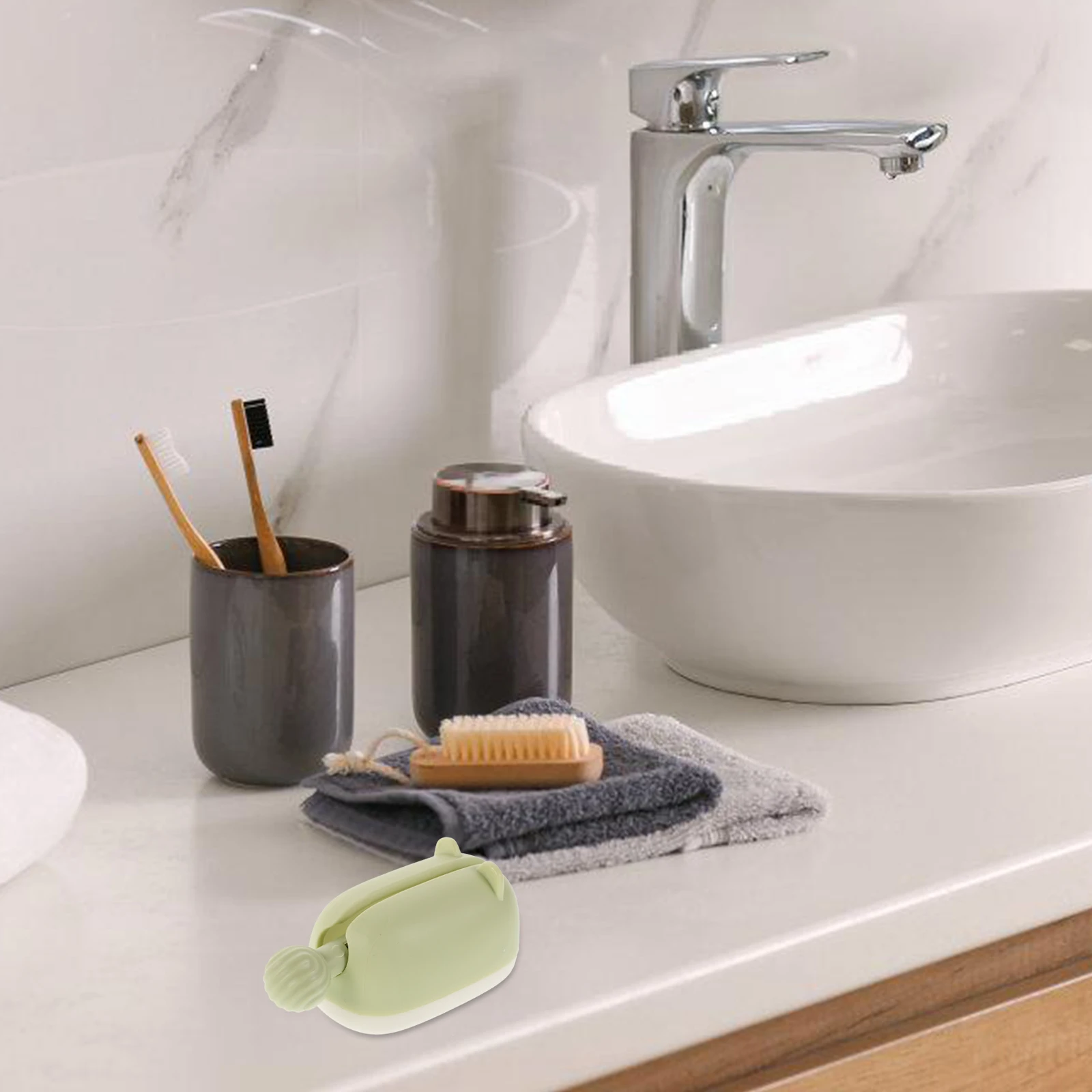 

Toothpaste Squeezer Rv Toothbrush Holders Fully Automatic Green Pp Bathroom Organizer