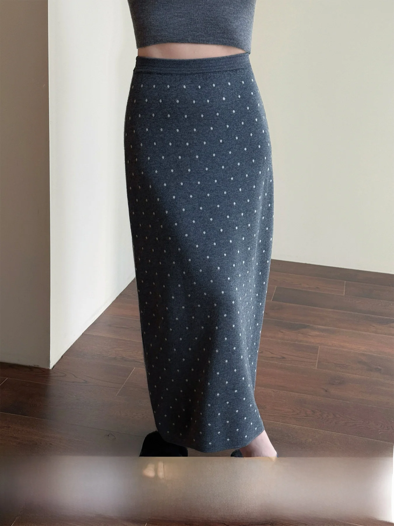 

Ele Straight Cut A-Line Skirt with Double Layer Weave Floral Elastic Waist Slimming Design for Women Casual Wear