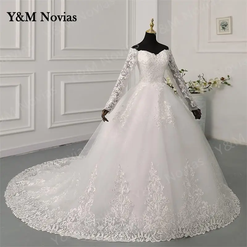 V Neck Luxury Lace White Ivory Wedding Dresses Long Sleeve Embroidery Ball Gowns Sweetheart Off the shoulder Tulle Bridal Gowns