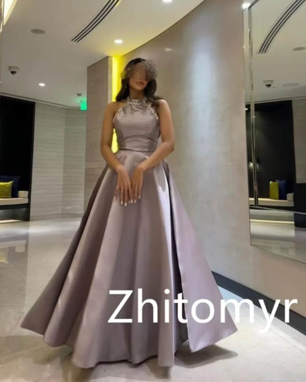 Exquisite High Quality Halter Ball gown Celebrity Dresses Beading Paillette / Sequins Skirts Anke length Satin Evening