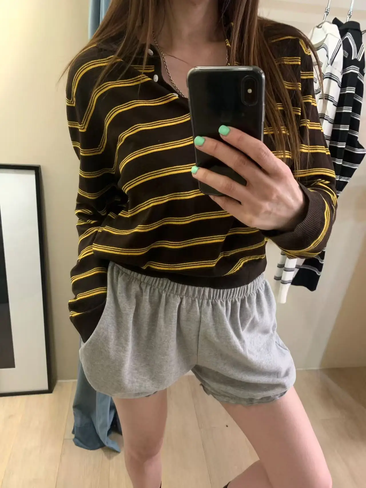 

Новая осенняя коллекция: Стильный винтажный свободный вязаный свитер в полоску с длинными рукавами для женщин, модный повседневный образ