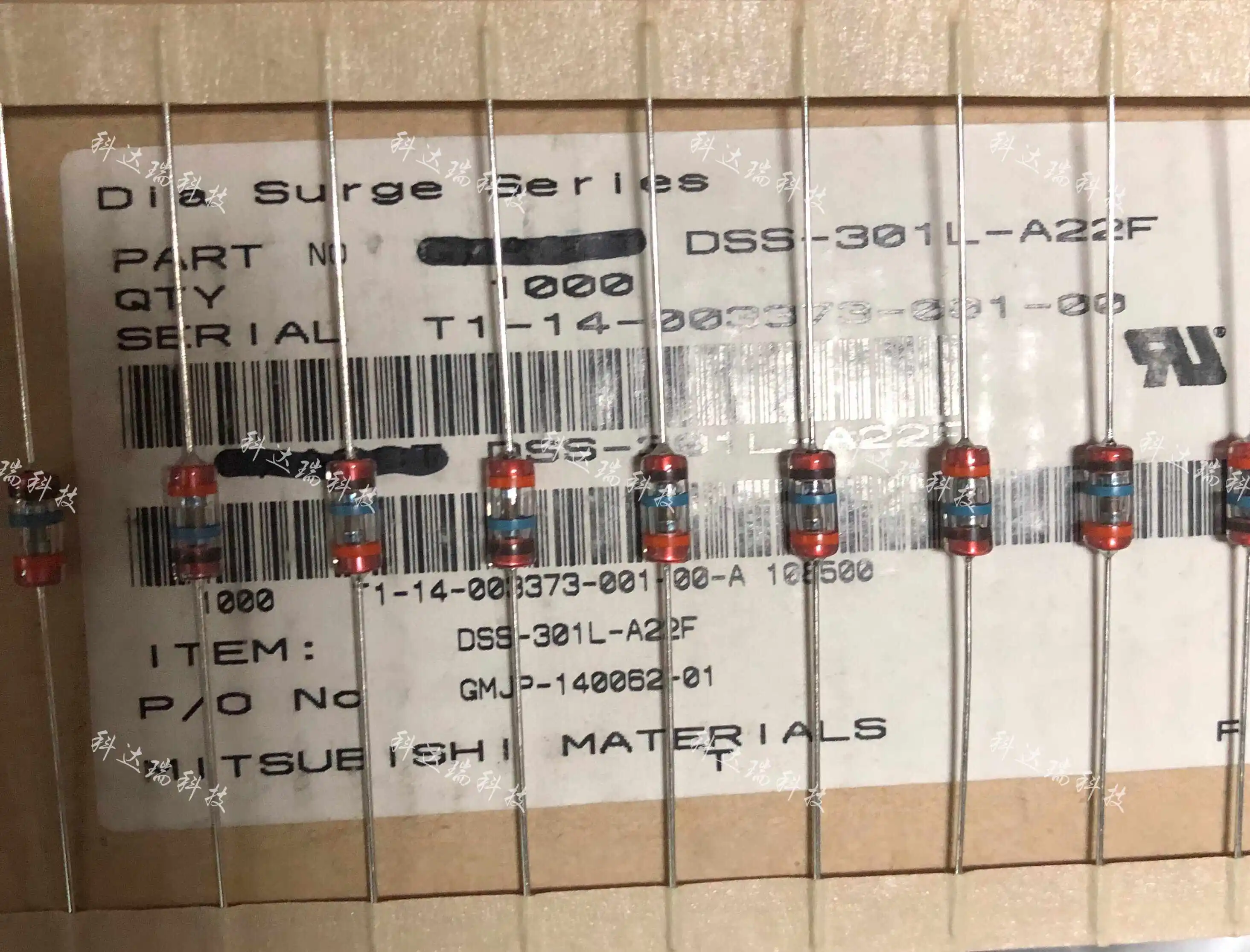 50 шт./совершенно новая оригинальная DSS-301L-A22F стеклянная разрядная трубка молниезащитная трубка 300 В