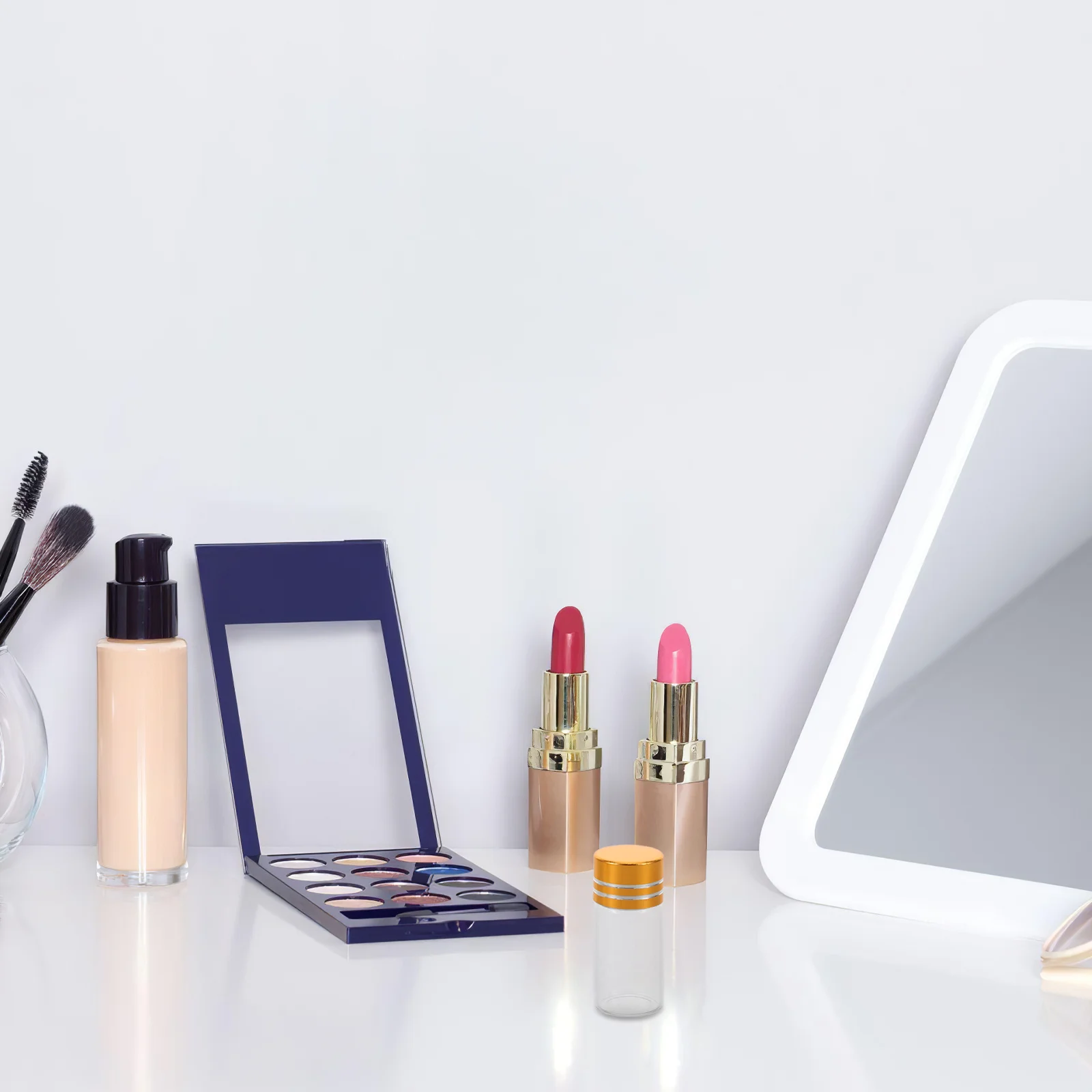 ขวดแก้วขนาดเล็ก 50 ชิ้น ขวดเปล่าใสสำหรับใส่ตัวอย่าง ฝาเกลียว ขวดน้ำหอมพกพา ภาชนะเก็บน้ำมันหอมระเหย ขวดใส่ของเหลวขนาดเล็ก