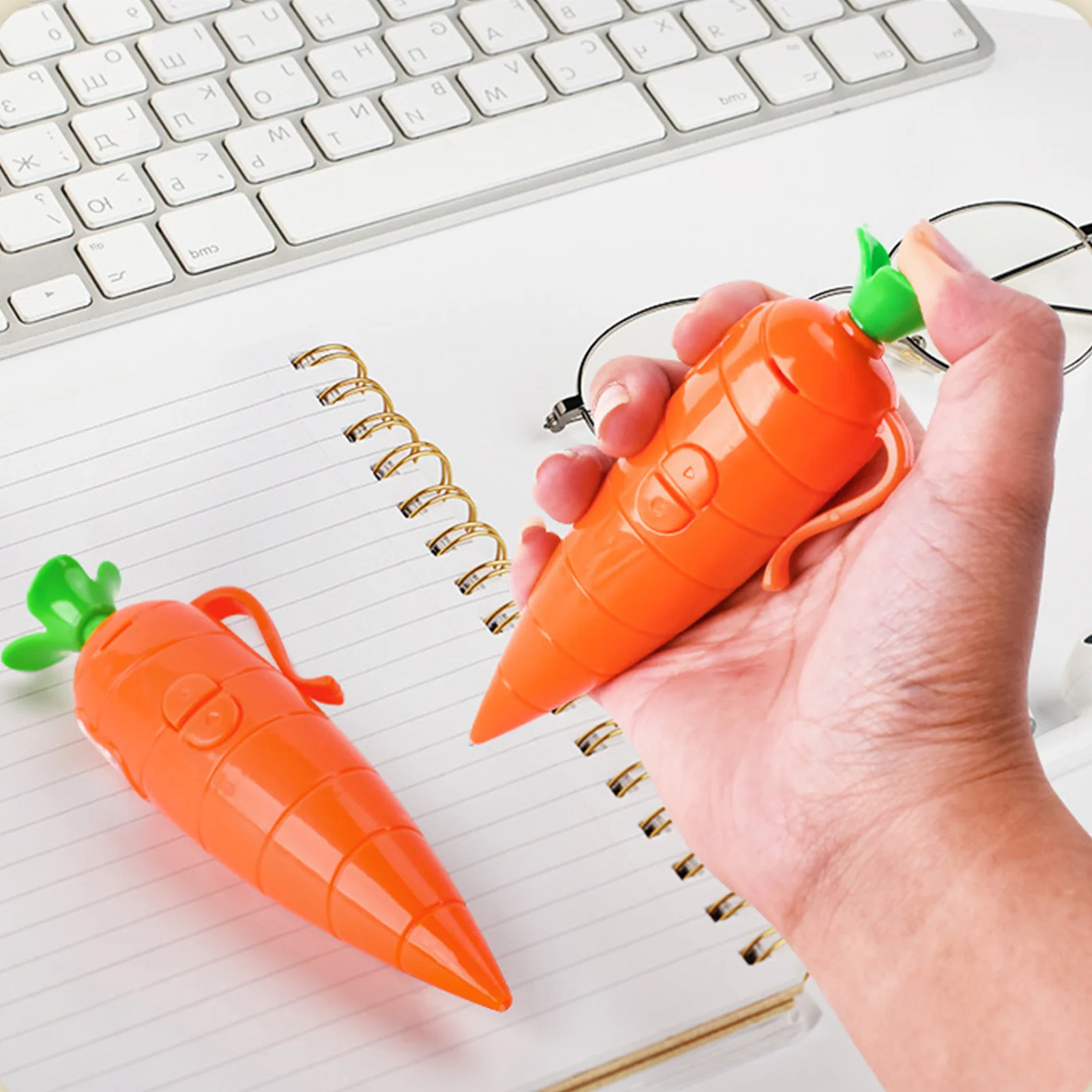 Carrot Voice Recorder Pen 2 in 1 Ballpoint Pen with USB Storage Novelty Stationery for School Office Recording Writing Gift