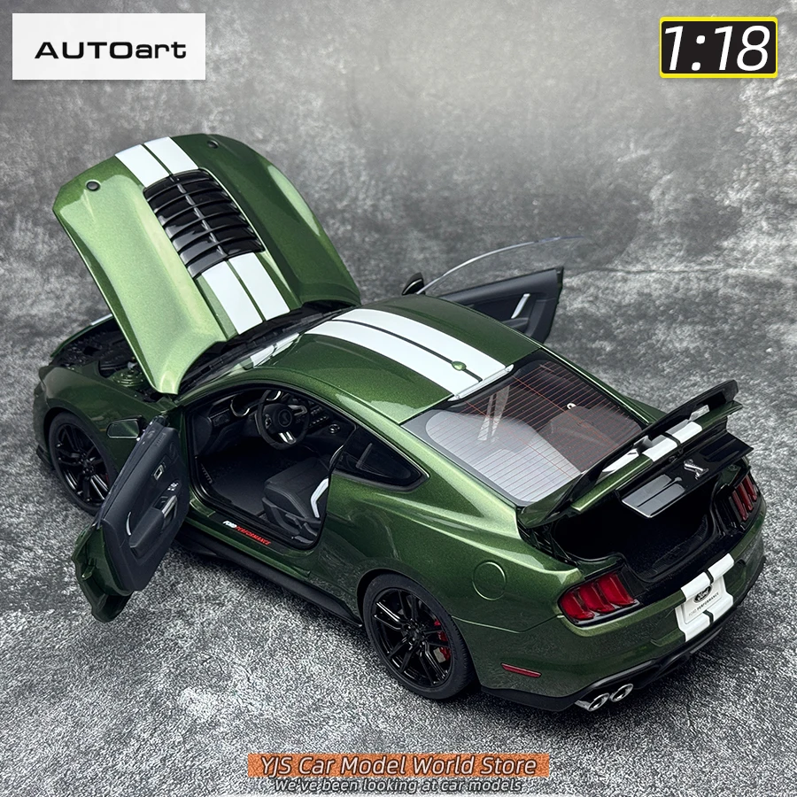 AUTOART New 1/18 scale Ford Mustang Shelby GT500 Green blue Sports