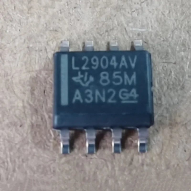 

5pcs/lot L2904AV LM2904AVQDR NEW Original Genuine Chip Packing 8-SOP