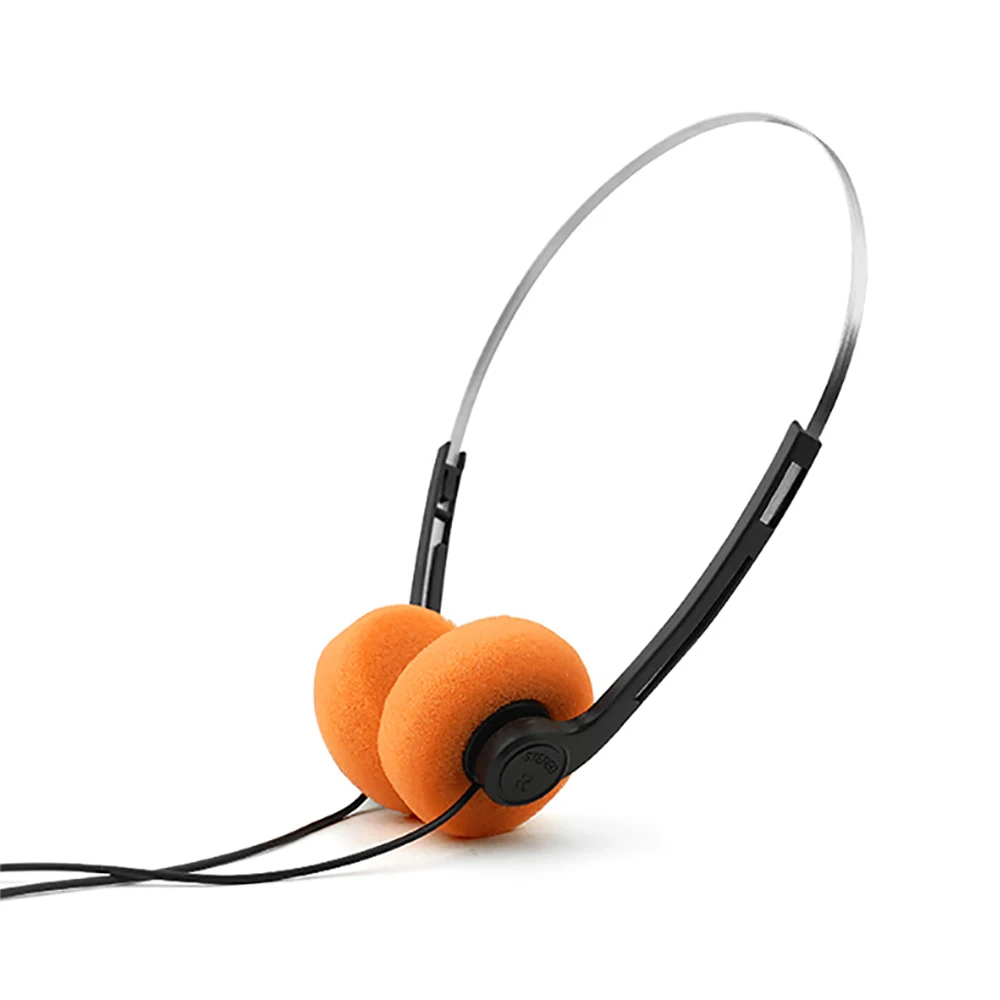 

Retro Wired Earphones - Vintage MP3 Walkman Style Headset with Microphone, Sports Earphones as City Boy Accessory