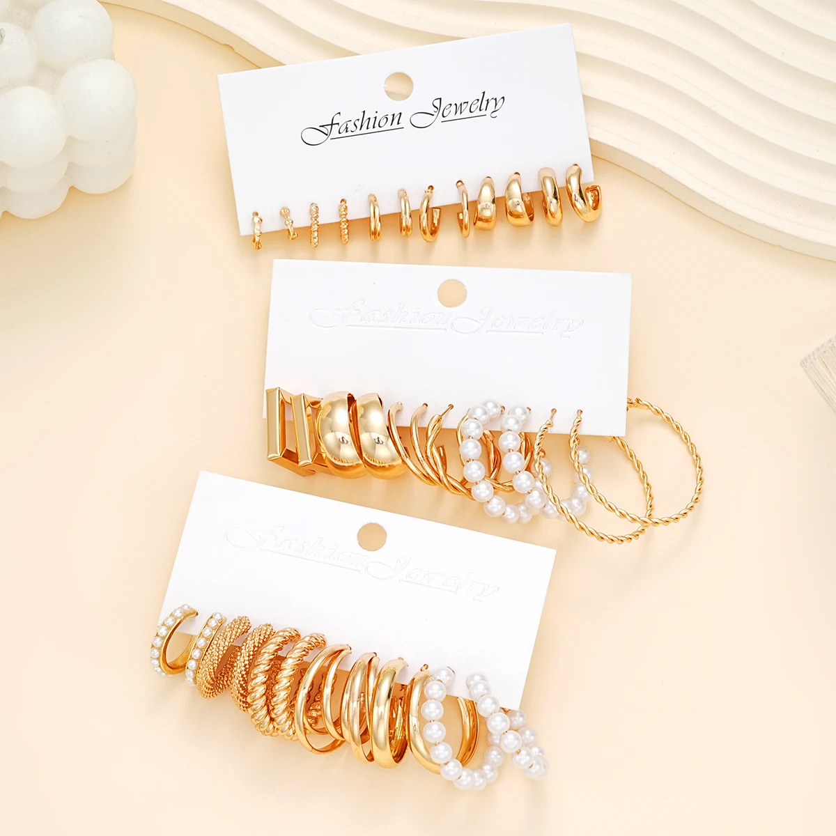 18 Pcs European and American Boho Hoop Earring Set for Women Gold Color Bohemia Vintage Minimalist Pearl Earring Jewelry Gifts