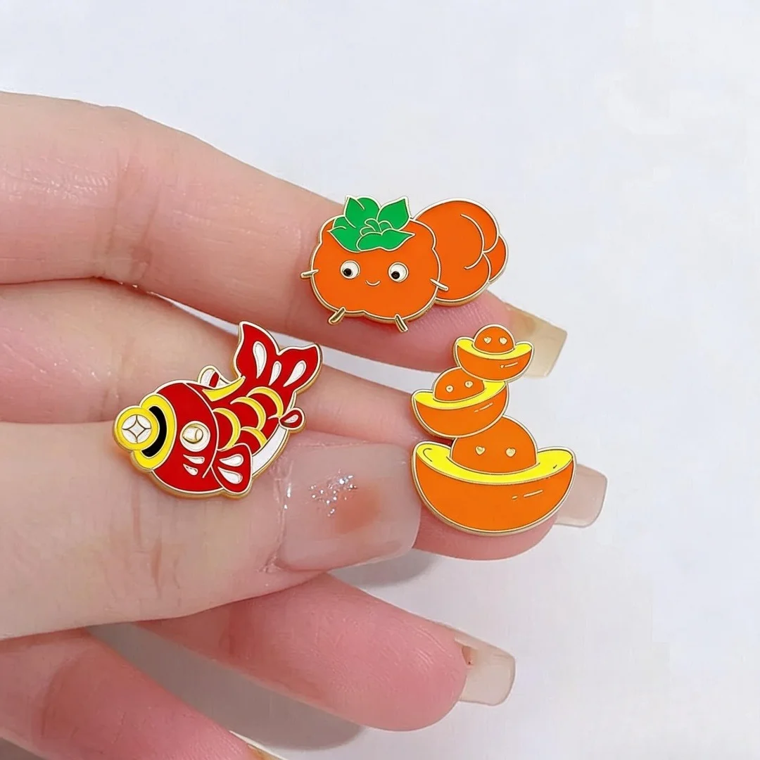 Chinese Lucky Symbol Enamel Pin Gold Ingot Koi Persimmon Cartoon Metal Brooch Badge New‑Year Decor Gift