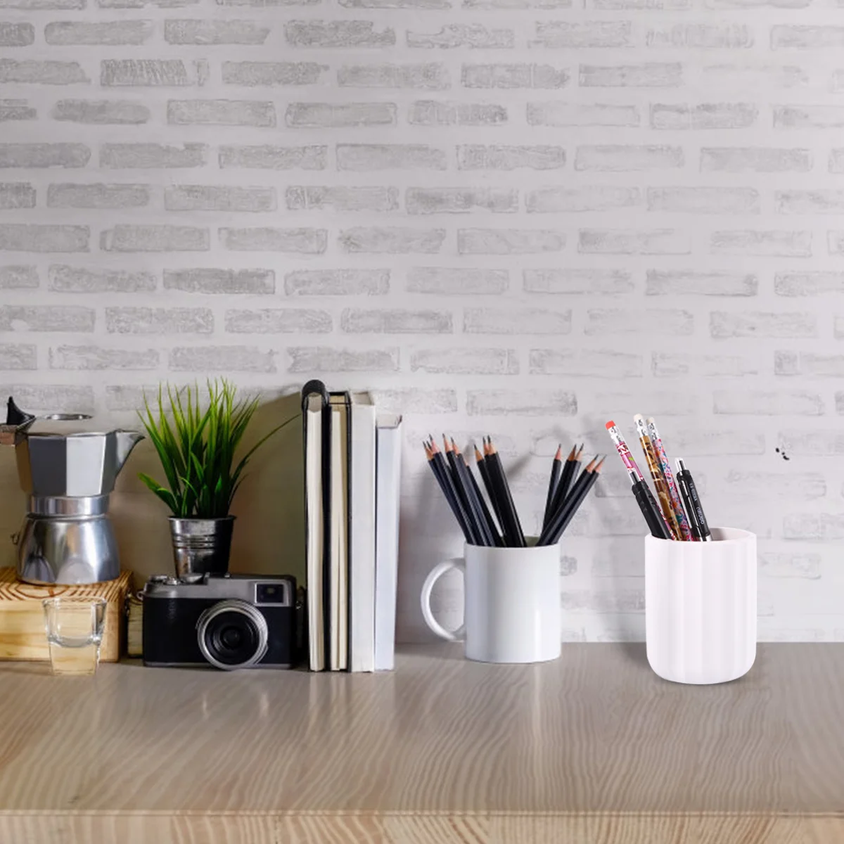 

1pc Silicone Pen Holder Brush Storage Box Stationery Organizer Smooth Simple Home Office School Use Key Small Items