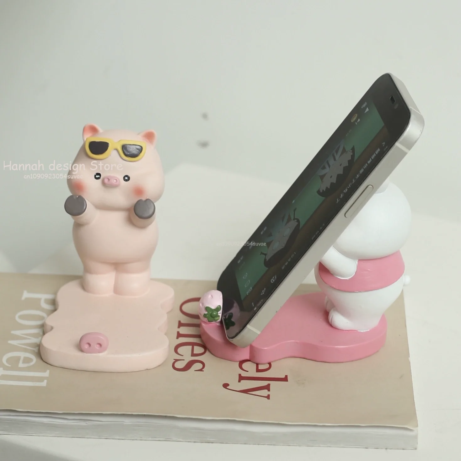 

Cute Pet Animal Phone Stand Resin Statues Tabletop Decor Office Small Ornament Cellphone Holder Desk Phone Bracket