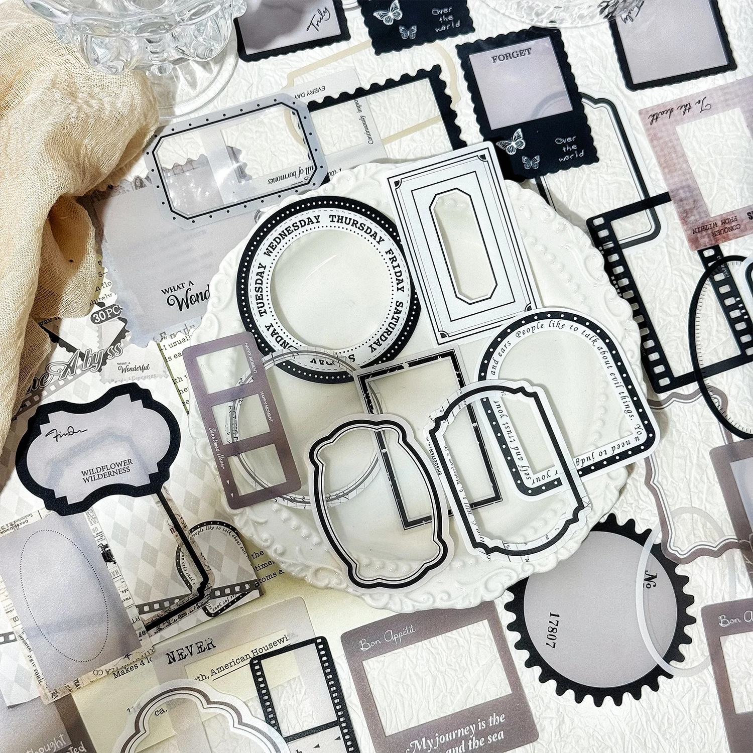 30pcs good-looking Hollow Frame Stickers Art Collage Decor Junk Journal Scrapbook Diary Album School Stationery Supplies