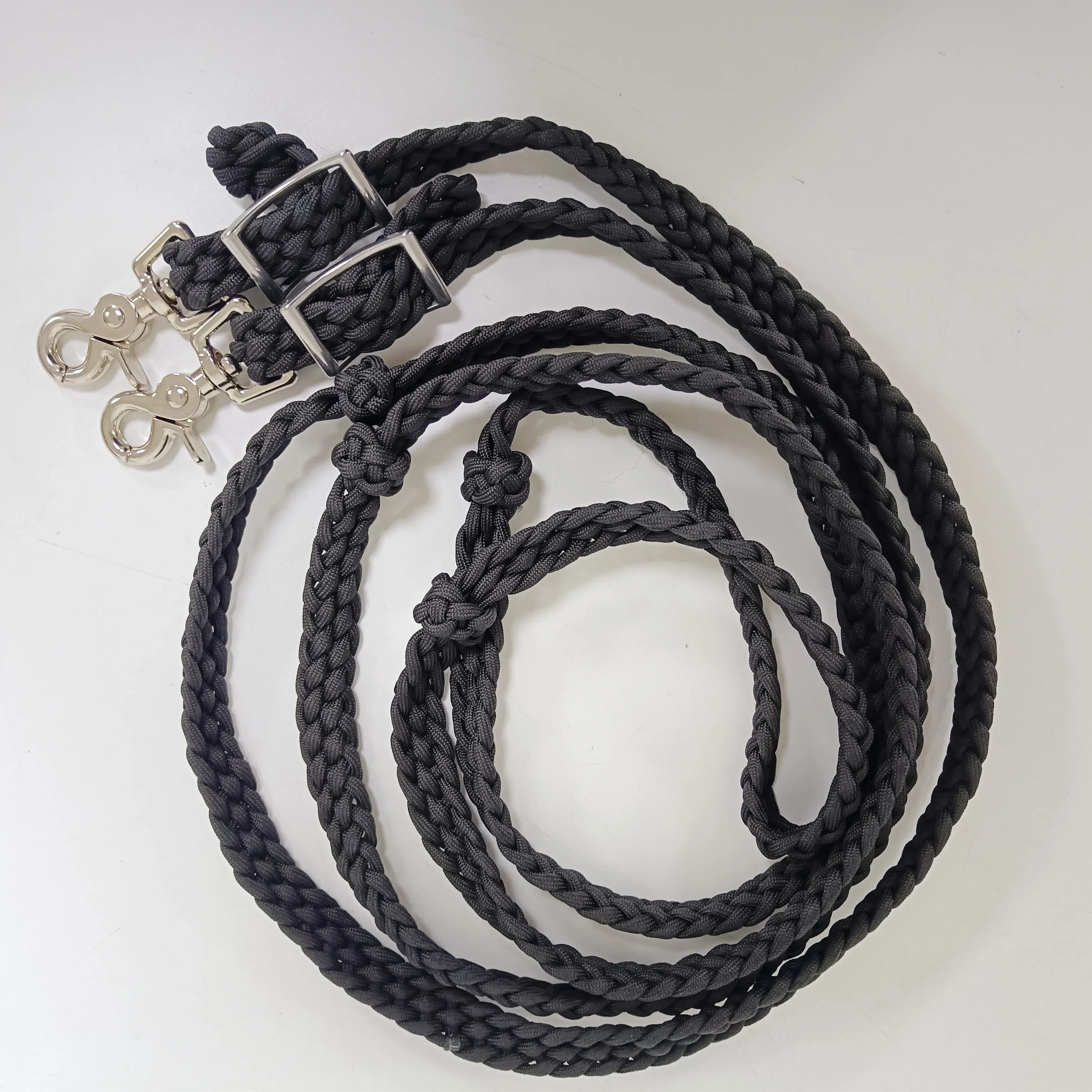 Trançado Largo Paracord Barrel Reins, Luz azul Horse Tack, Atado com aperto Bnós, Western Horse Hand