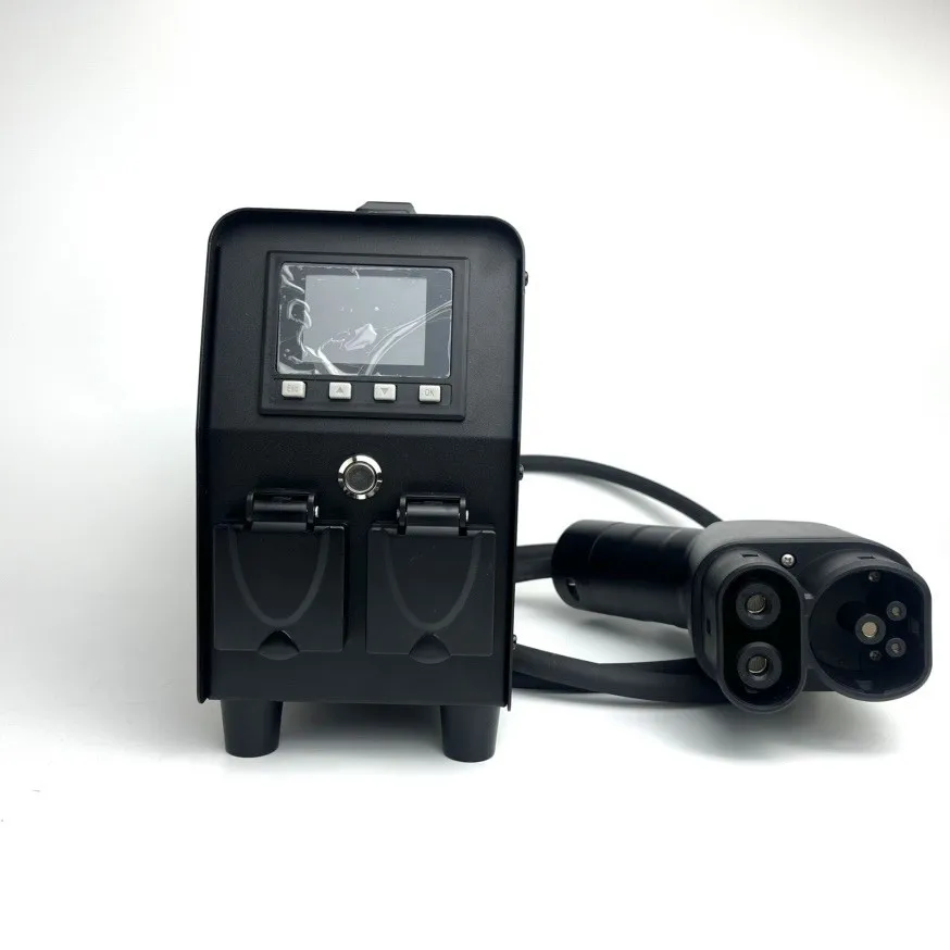 

European standard TYPE-2 plug Tesla new energy vehicle discharge gun external discharge outdoor discharge device 5KW 220V