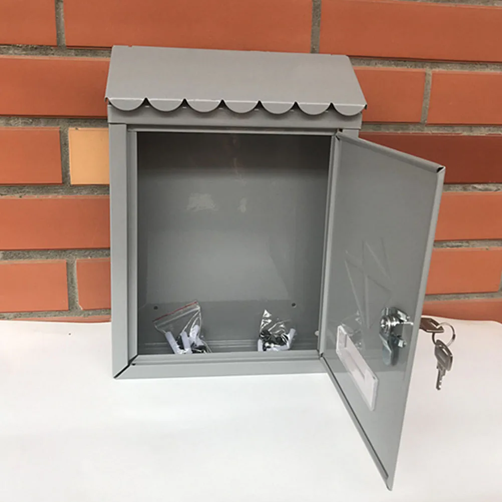 

1pcs European Style Mailbox Tinplate Wall Mount Letter Box Vintage Metal Mailbox For Home Garden Outdoor Locking Post Box