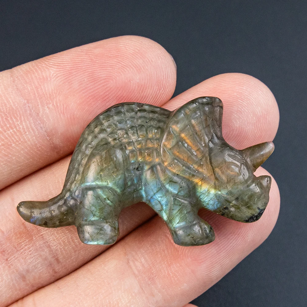 

1 шт. трицератоп гравировка лабрадорит кулон 24X43X12 мм интенсивный синий вспышка разборный камень для самостоятельного изготовления ювелирных изделий