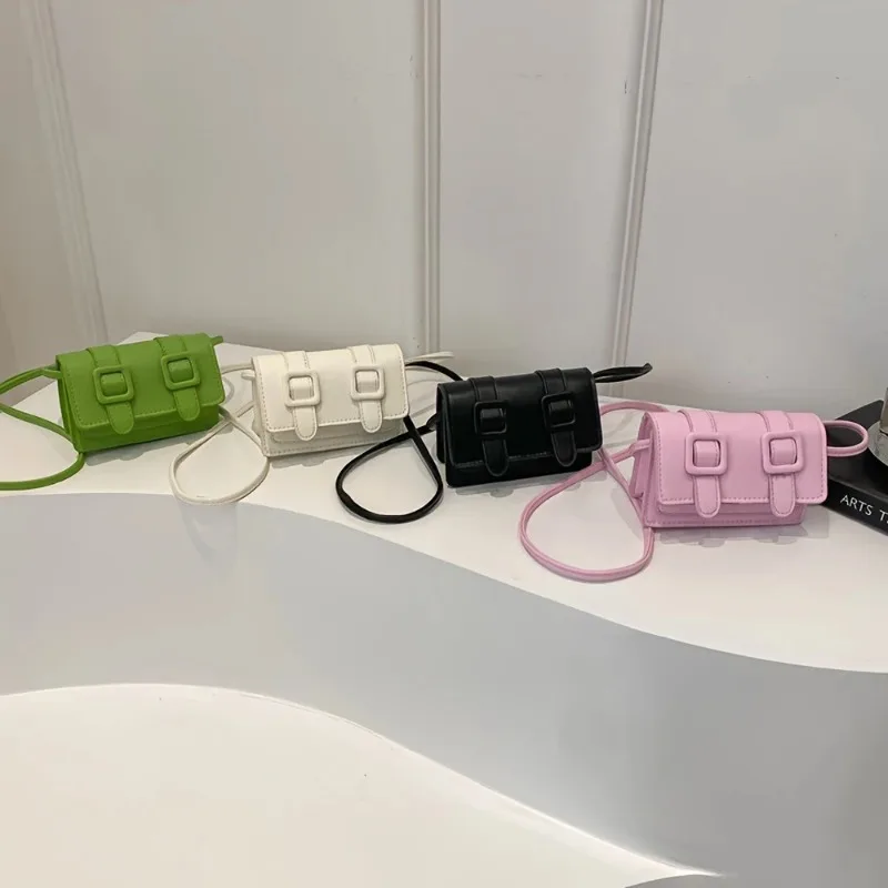 

Hot Selling for Women Casual Flip Shoulder Bag Lightweight Wiped with Damp Cloth Adjustable Shoulder Strap Mini Crossbody Bag