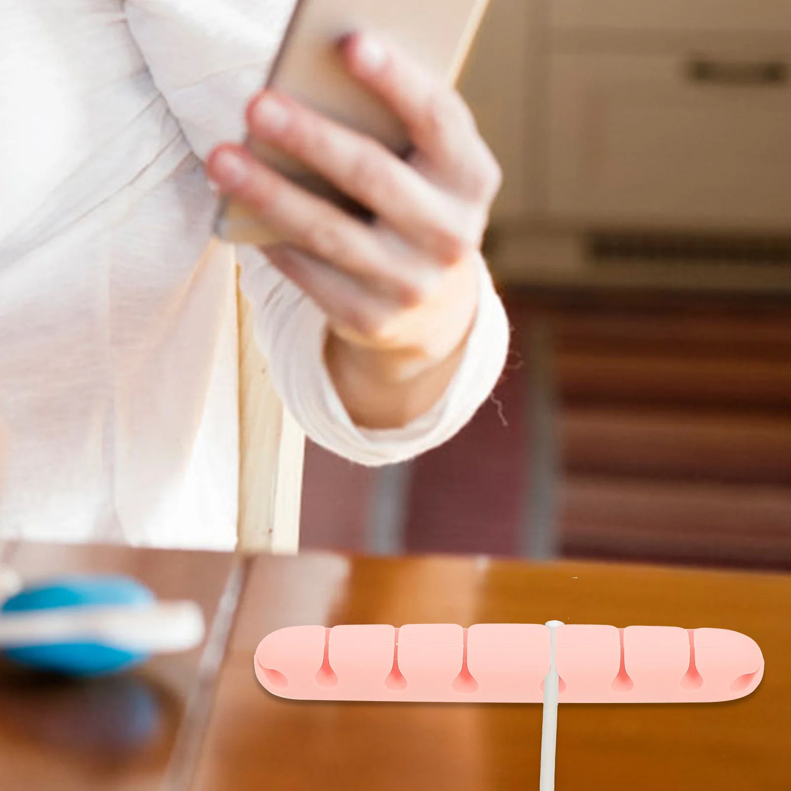 

2Pcs Cord Keeper Desktop Cable Organizer Silicone Double Slot Adhesive Wire Clips Cord Keeper Wire Organizer Cable Management