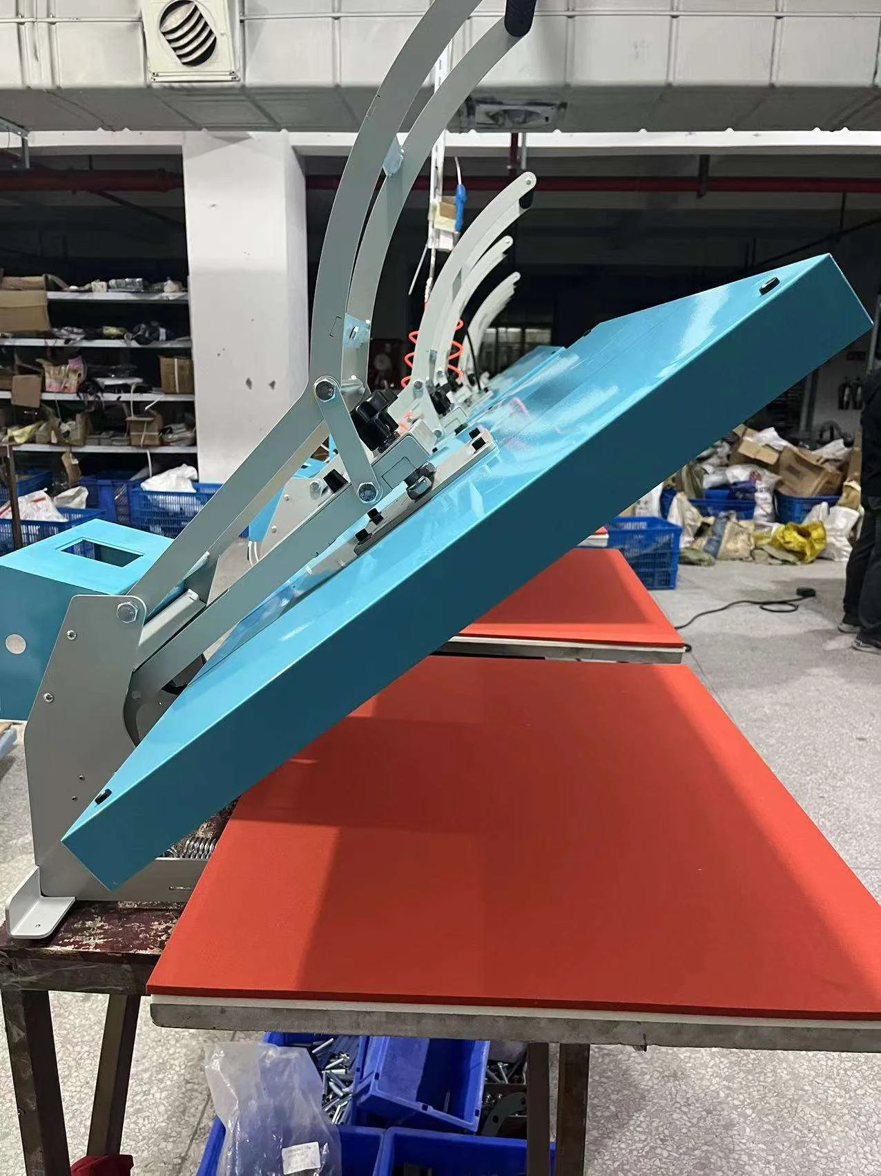 60x80 CM Grootformaat Hogedruk Sublimatie Machine 24*32 Inch Lint Warmte Pers Flatbed Printer Nieuwe Staat