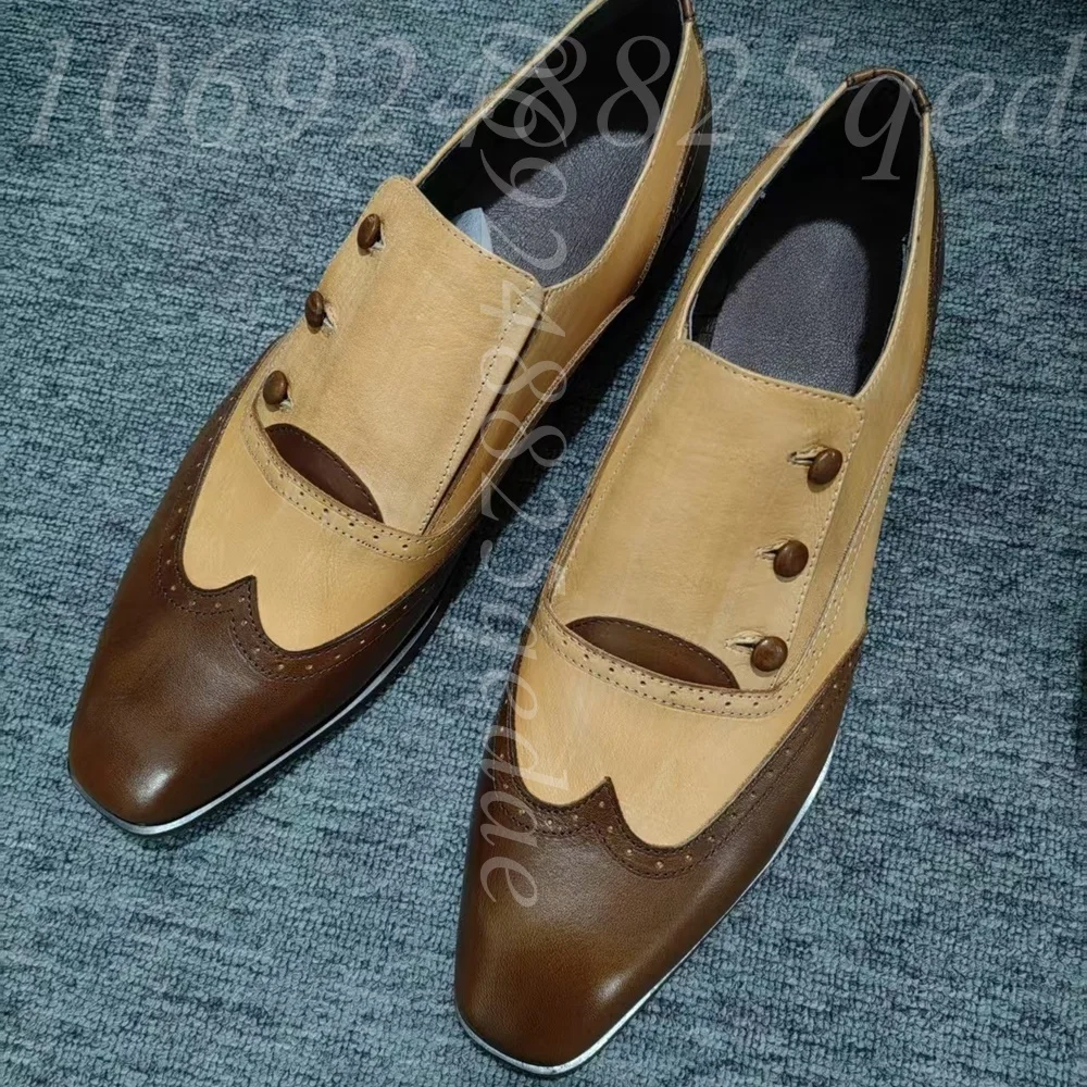 

Мужские двухцветные коричнево-бежевые лоферы без шнурков, дизайн Wingtip Brogue, с пуговицами, квадратным носком, на низком каблуке, с полированной отделкой