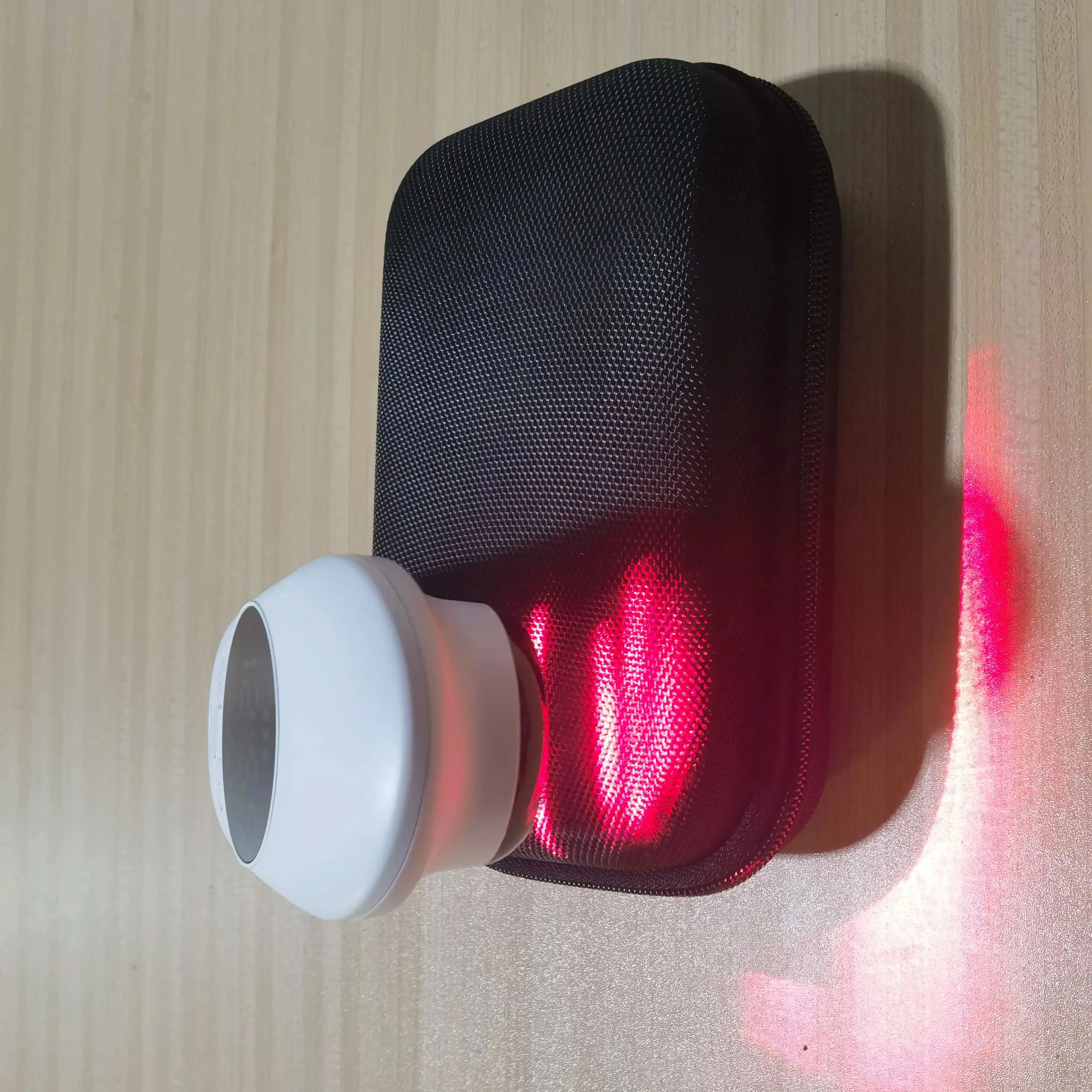 

Dual-Wavelength Laser Pain Reliever - 17 Diodes for Cervical Spondylosis & Lumbar Disc Herniation