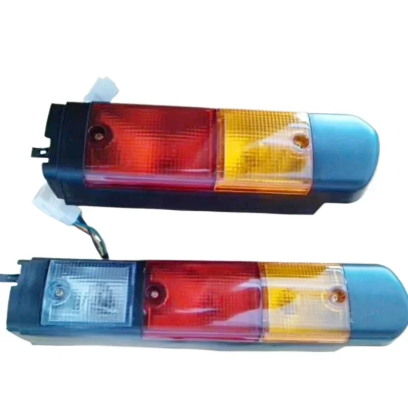 Electric forklift, rear tail light, assembly 7FD 7FB 8FB left and right 1 set 48V 12V suitable for Toyota