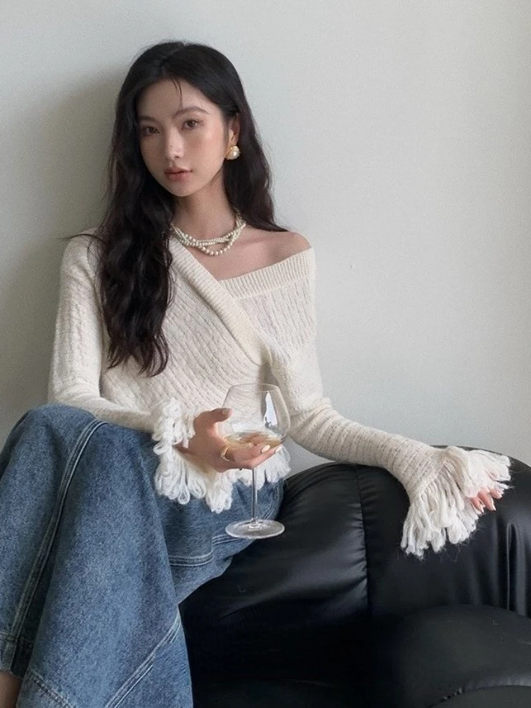 Knitted Pullovers Women Irregular Designed Slim Tassel Gentle Office Ladies Elegant Flare Sleeve Vintage French Sweaters Popular