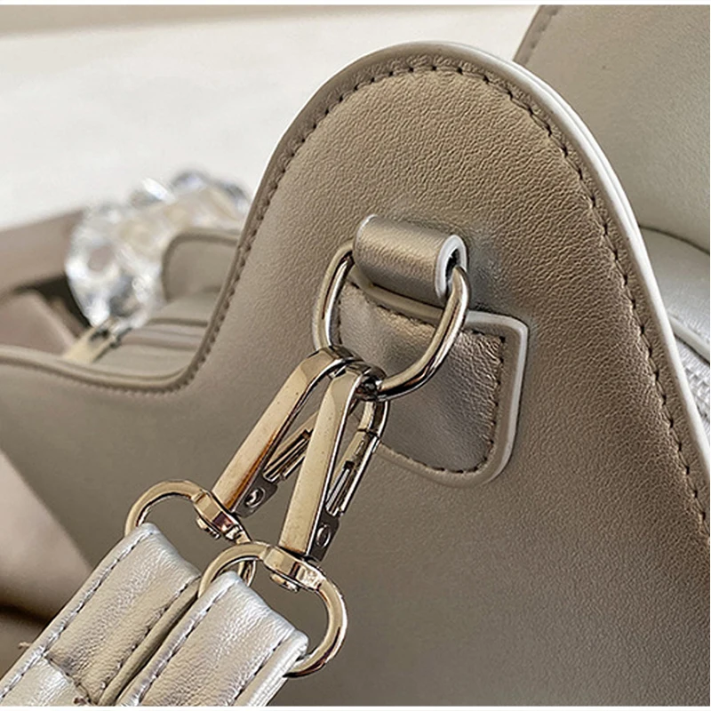 Modischer Rucksack, Sternförmige Klaviertasten-Schleifendekoration, Umhängetasche, Einzigartige Vintage-Messenger-Tasche für Frauen, Vielseitig für den Arbeitsweg – Detail 3