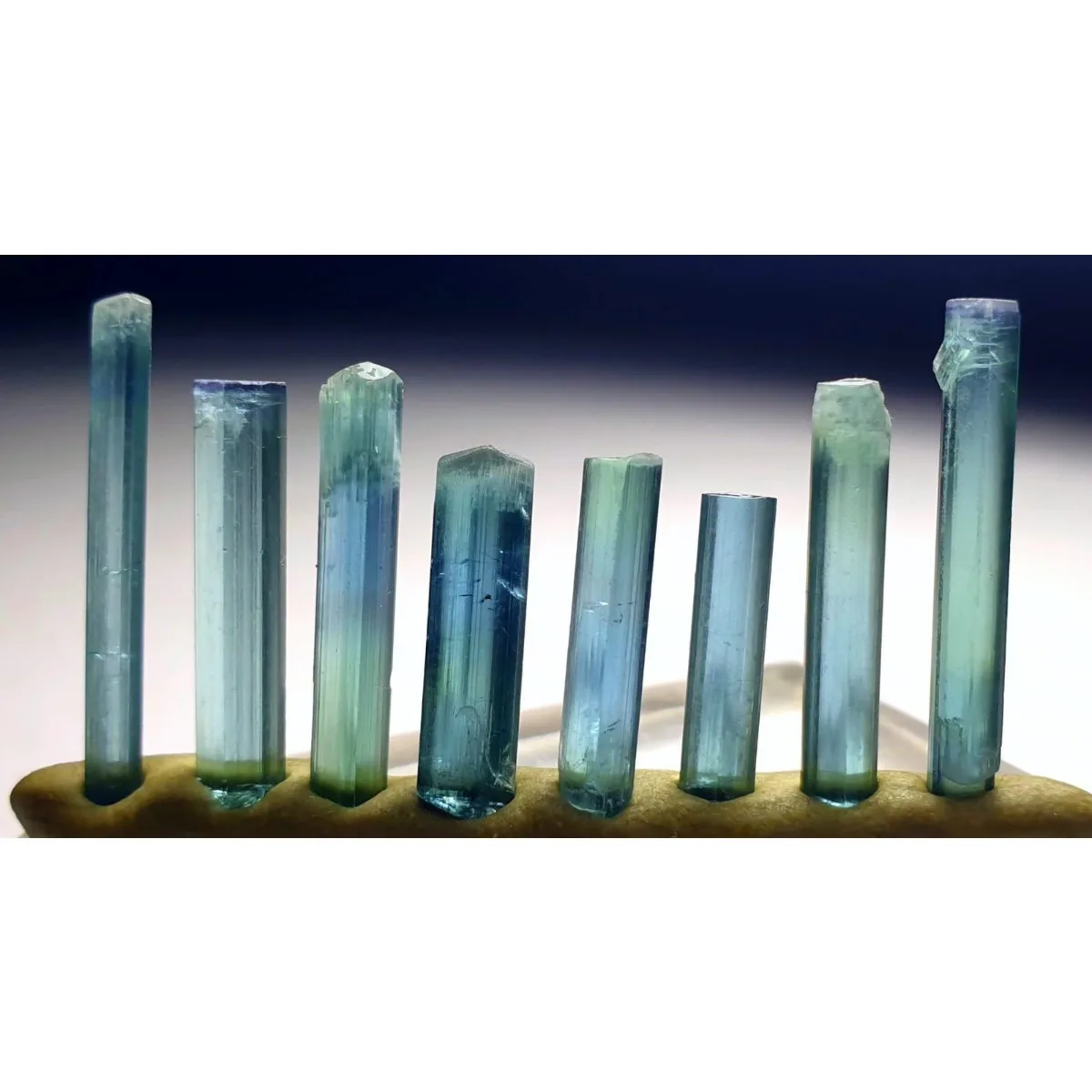 Brazilian Elbaite Mineral Specimen Collection, 10g 5-15mm Natural Tones, Specimen Box for Brightening up your entryway