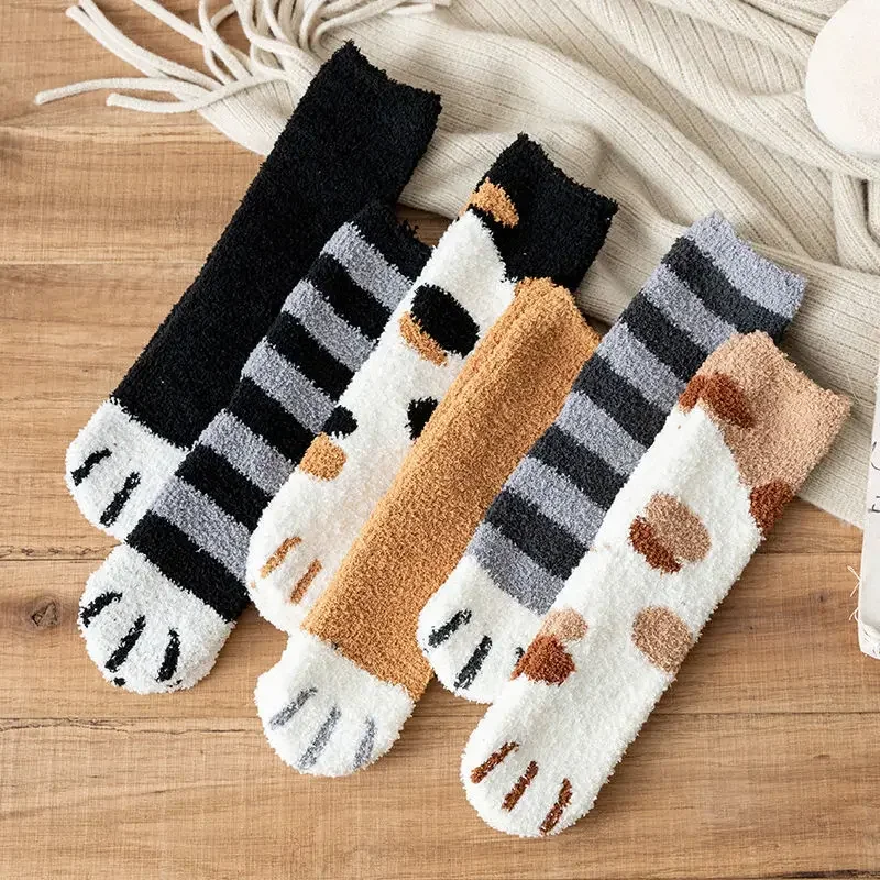 Chaussettes de couchage chaudes et épaisses pour femmes, motif de patte de chien et de chat 3D, motif d'agneau de dessin animé mignon, chaussettes en peluche amusantes, sourire, Kawaii, hiver