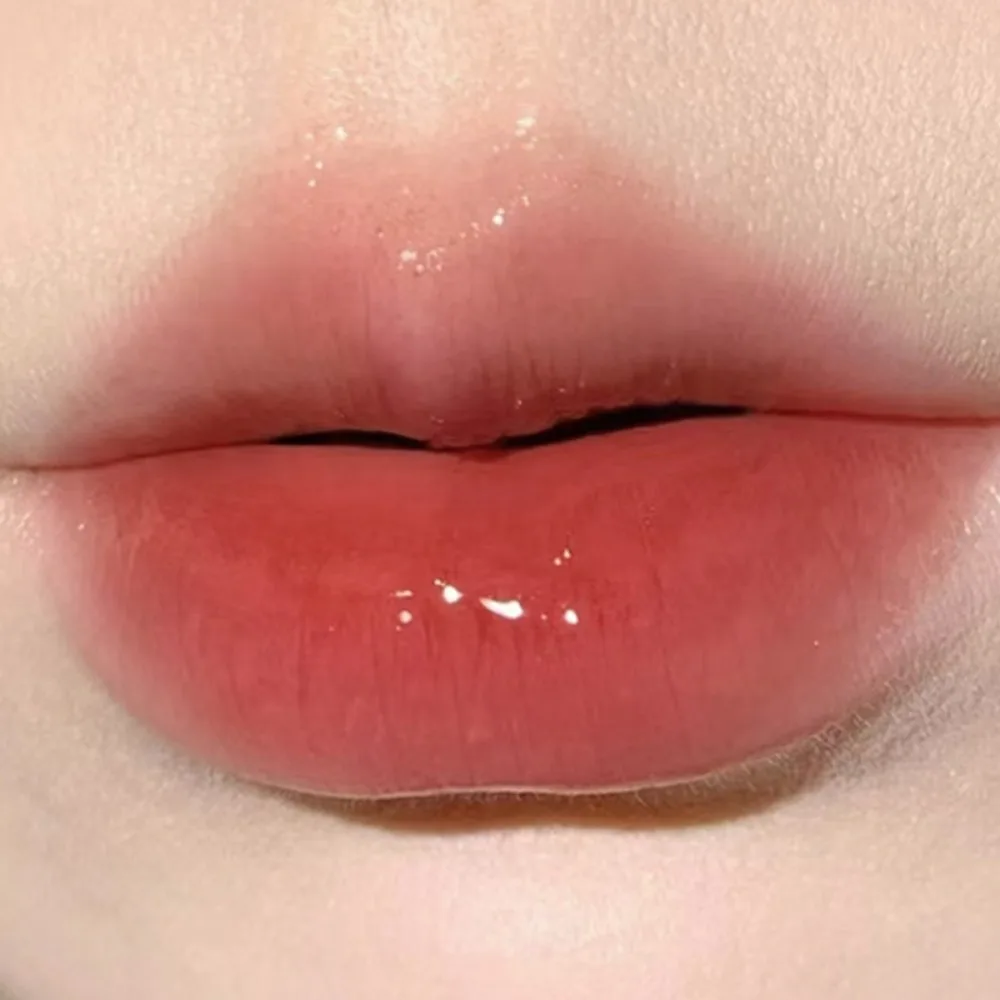 Nuovo smalto per labbra a specchio lucido Tinta per labbra schiarente per la pelle a lunga durata Lucidalabbra per acqua Adatto ai studenti