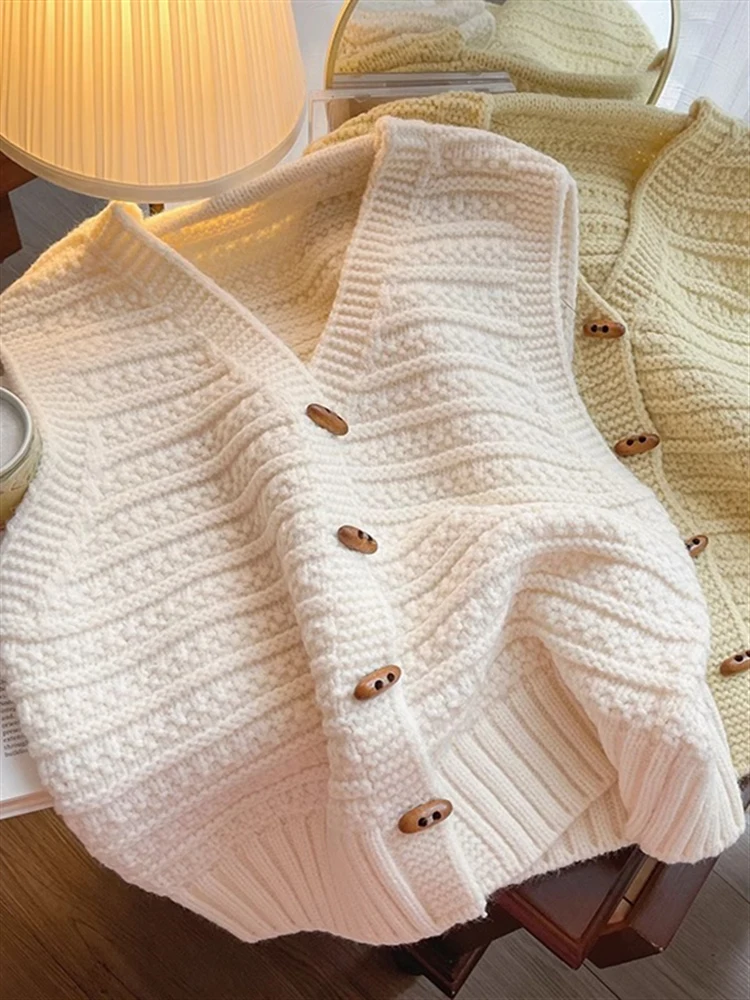 

Retro Hong Kong Sle Knitted Sweater Vest Women's Soft Cozy Outerwear Twist Knit Cardigan V-ne Button up Autumn Winter Lay...