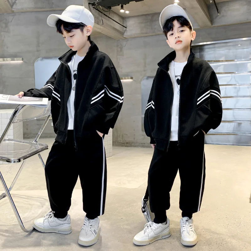 

Boys' Spring and Autumn 2025 New Children's trendy casual two-piece set of cardigan sweatshirt + trousers baseball jacket