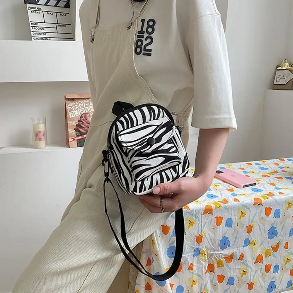 Animal Pattern Cow Pattern Crossbody Bag Korean Style Nylon Small Phone Bag Solid Color Niche Design Shoulder Bag Storage Bag