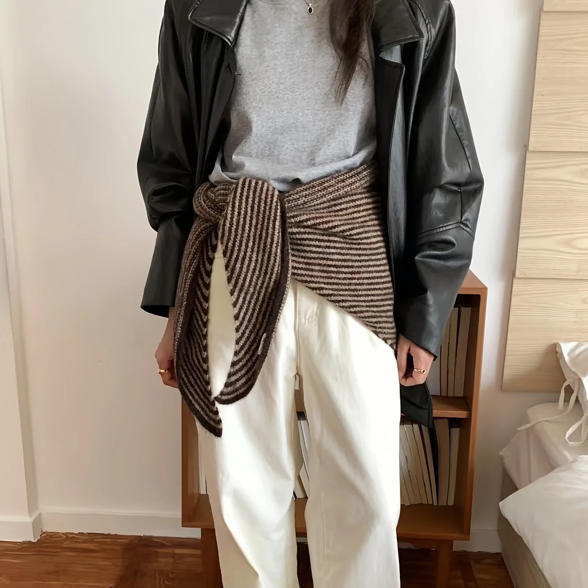 2025 Novo lenço listrado estilo coreano para mulheres, xale quente e versátil de outono/inverno, uso duplo como envoltório de pescoço
