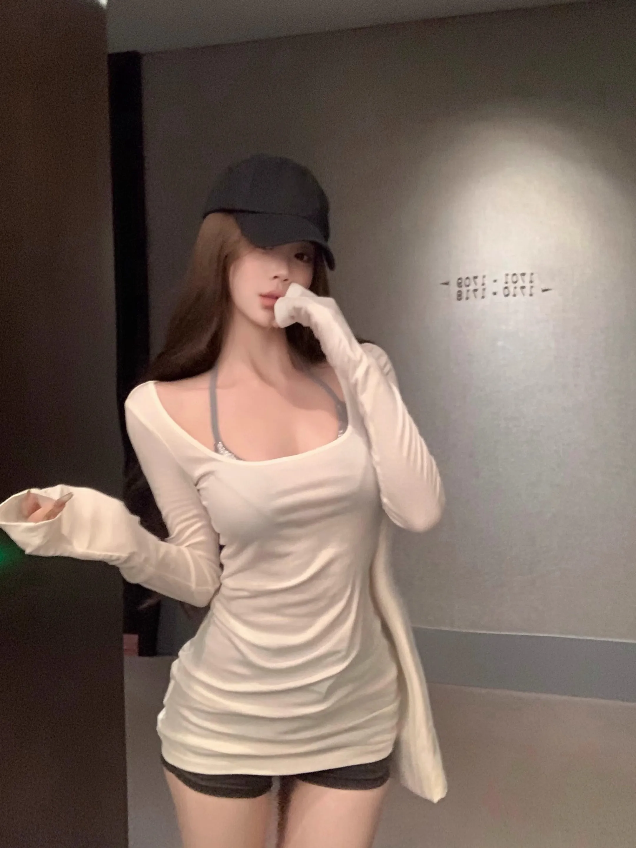 Slim Fit round Neck Long Sleeve T-Shirt Women's Summer Thin Casual Sun Protection Top Korean Style Purple Color Commute Fashion