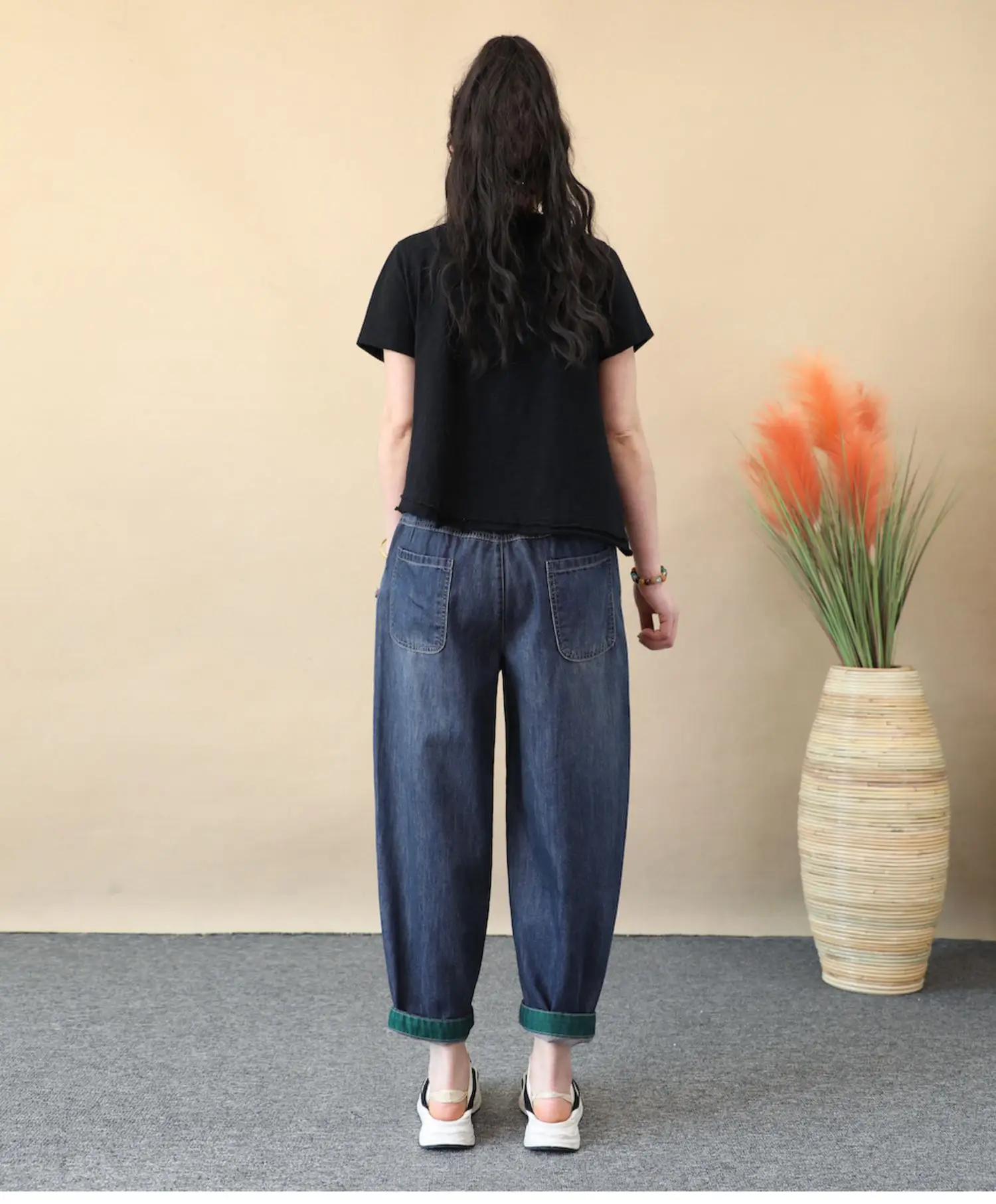 Splicing Cartoon Embroidered Jeans Women's Spring Loose Curled Ankle Length Harlan Pants Thin Versatile Summer Pants 2025 New