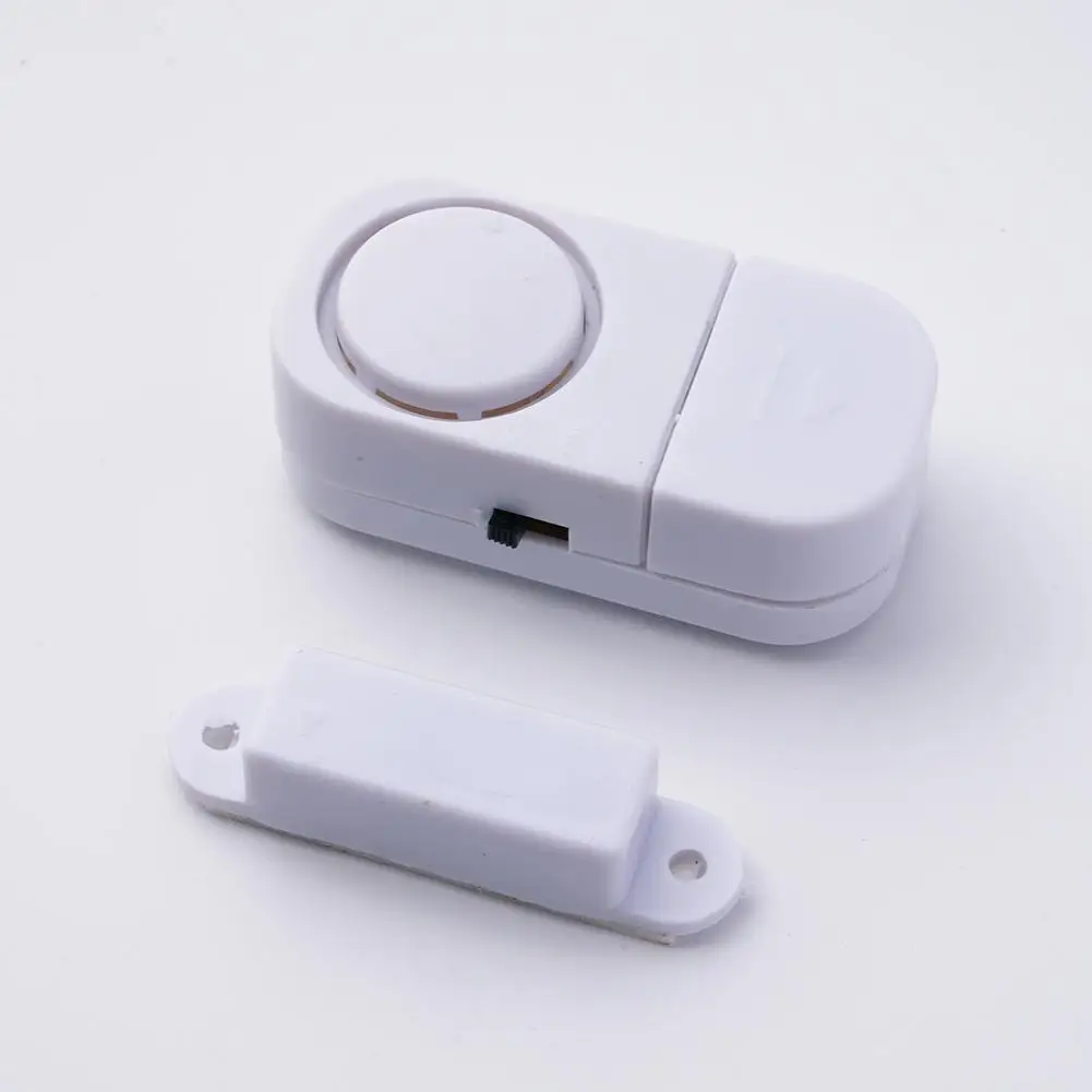 

Дверная и оконная сигнализация поставляется с дверной магнитной коробкой с двусторонней лентой.