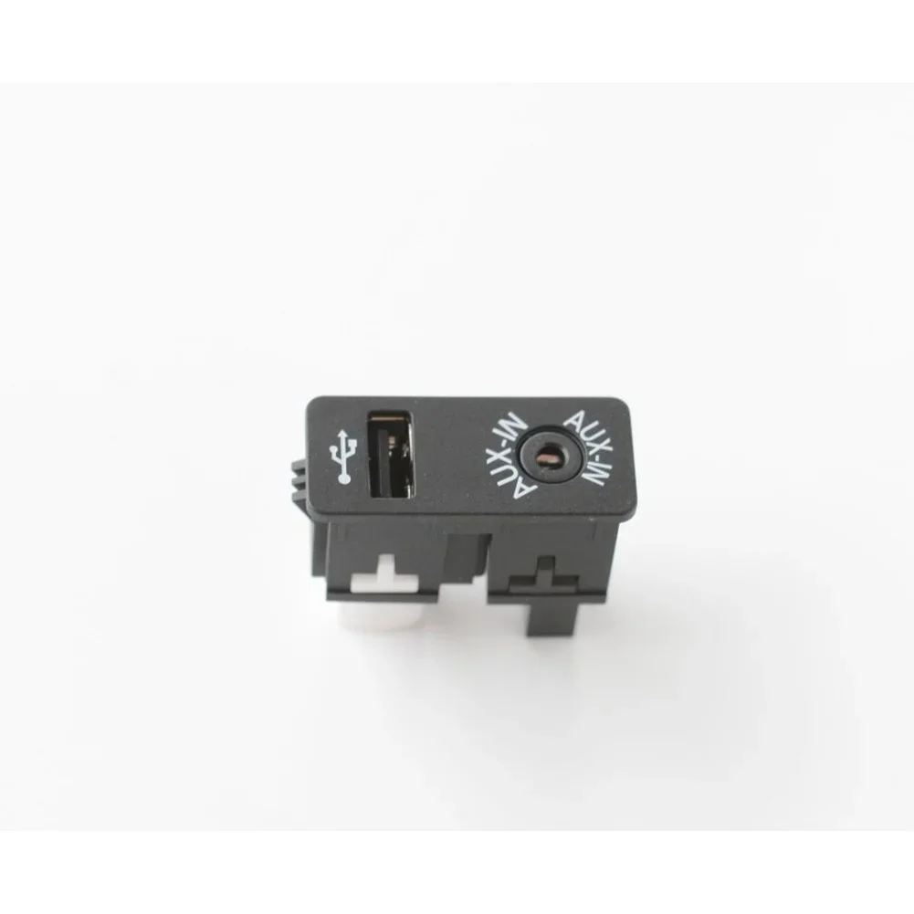 AUX USB Charging Port for BMW 1 2 3 4 Series and X1 2010-2019 Cooper R56 R57 R58 R59 R60 R61 F55 F56 84109229246